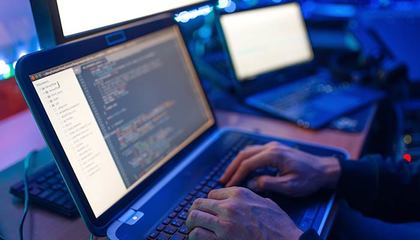 鍵盤(pán)的發(fā)明者與計(jì)算機(jī)編程的演進(jìn)